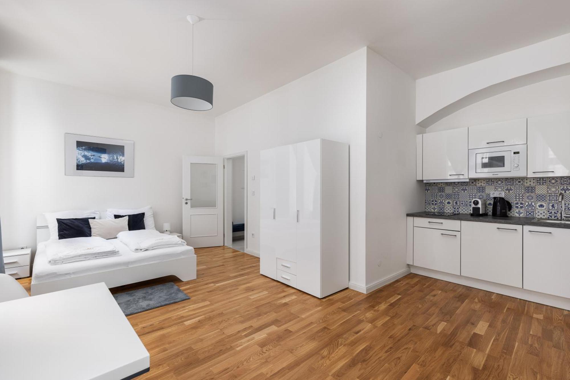 Stay2Gether Blue Vibe Studio - Metro Florenc Praga Exterior foto